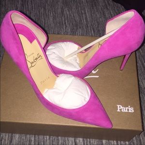 Suede pumps